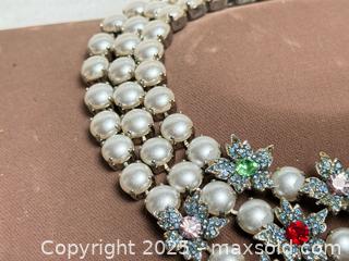 MaxSold Auction: Huge Vintage Signed Costume Jewellery Necklace  - Toronto (Ontario, Canada) PARTNER MANAGED Estate Sale Online Auction -  Glen Road