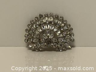 MaxSold Auction: Lot of Six Vintage Rhinestone Brooches  - Toronto (Ontario, Canada) PARTNER MANAGED Estate Sale Online Auction -  Glen Road