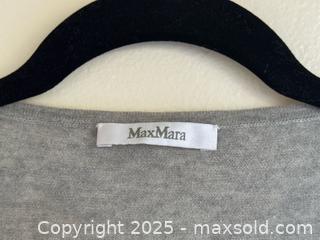 MaxSold Auction: Max Mara Women’s Gray Long-Sleeve V-Neck Cashmere Sweater Sz M - Toronto (Ontario, Canada) PARTNER MANAGED Estate Sale Online Auction -  Glen Road