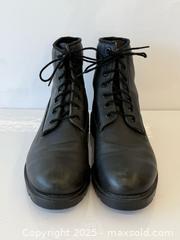 MaxSold Auction: Men’s Timberland Black Leather Boots sz 11.5 - Toronto (Ontario, Canada) PARTNER MANAGED Estate Sale Online Auction -  Glen Road