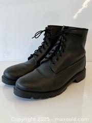 MaxSold Auction: Men’s Timberland Black Leather Boots sz 11.5 - Toronto (Ontario, Canada) PARTNER MANAGED Estate Sale Online Auction -  Glen Road