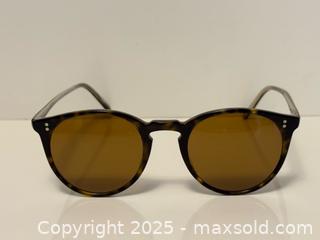 MaxSold Auction: Oliver Peoples O&#39;Malley Sun Sunglasses with Case - Toronto (Ontario, Canada) PARTNER MANAGED Estate Sale Online Auction -  Glen Road