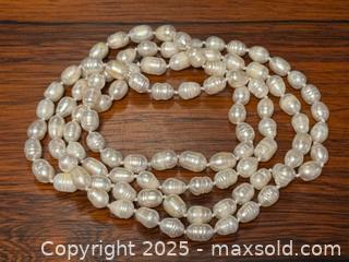 MaxSold Auction: Pair of Freshwater Pearl Single Strand Necklaces x2 - Toronto (Ontario, Canada) PARTNER MANAGED Estate Sale Online Auction -  Glen Road