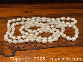 MaxSold Auction: Pair of Freshwater Pearl Single Strand Necklaces x2 - Toronto (Ontario, Canada) PARTNER MANAGED Estate Sale Online Auction -  Glen Road