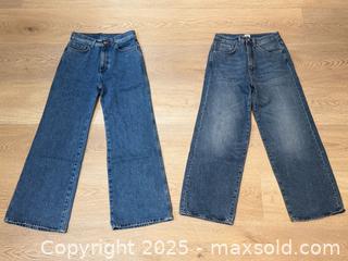 MaxSold Auction: Two Pairs of Women’s Wide Leg Blue Premium Denim Jeans - Rodebjer and Toteme Sz 27 - Toronto (Ontario, Canada) PARTNER MANAGED Estate Sale Online Auction -  Glen Road
