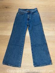 MaxSold Auction: Two Pairs of Women’s Wide Leg Blue Premium Denim Jeans - Rodebjer and Toteme Sz 27 - Toronto (Ontario, Canada) PARTNER MANAGED Estate Sale Online Auction -  Glen Road