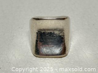 MaxSold Auction: Vintage Chunky Sterling Silver Ring  - Toronto (Ontario, Canada) PARTNER MANAGED Estate Sale Online Auction -  Glen Road