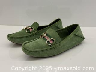 MaxSold Auction: Vintage Gucci Green Suede Loafers SZ 7 - Toronto (Ontario, Canada) PARTNER MANAGED Estate Sale Online Auction -  Glen Road