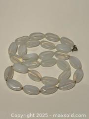 MaxSold Auction: Vintage Moonstone Beaded Necklace - Toronto (Ontario, Canada) PARTNER MANAGED Estate Sale Online Auction -  Glen Road