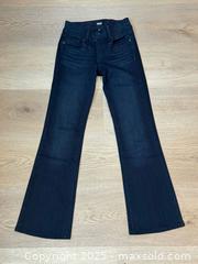 MaxSold Auction: Women’s Premium Brand Pants and Jeans Lot - Toronto (Ontario, Canada) PARTNER MANAGED Estate Sale Online Auction -  Glen Road