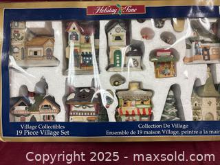 MaxSold Auction: Holiday Time Christmas Village Collectible Set, 19 Pieces - Renfrew (Ontario, Canada) SELLER MANAGED Downsizing Online Auction - Plaunt Street South