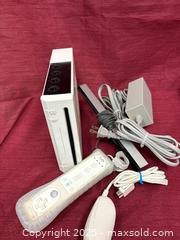 MaxSold Auction: Lot of Nintendo Wii Accessories - Renfrew (Ontario, Canada) SELLER MANAGED Downsizing Online Auction - Plaunt Street South