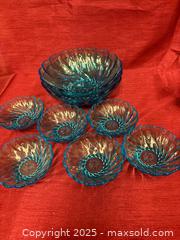 MaxSold Auction: Teal Blue Swirled Petal Serving Bowl with 7 Side Bowls (Set of 8) - Renfrew (Ontario, Canada) SELLER MANAGED Downsizing Online Auction - Plaunt Street South