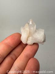 MaxSold Auction: Beautiful quartz crystal cluster - Concord (California, USA) SELLER MANAGED Estate Sale Online Auction - Landana Drive