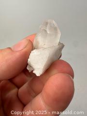 MaxSold Auction: Beautiful quartz crystal cluster - Concord (California, USA) SELLER MANAGED Estate Sale Online Auction - Landana Drive