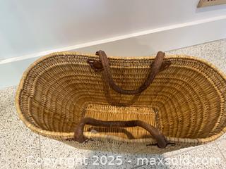 MaxSold Auction: Handmade Woven Market Basket, Straw, Leather Handles, 17x9.5x12 - Kingston (Ontario, Canada) SELLER MANAGED Downsizing Online Auction - College Street
