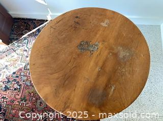 MaxSold Auction: Teak Side/Entryway Table, Solid Teak, Organic Modern, Round Top - Kingston (Ontario, Canada) SELLER MANAGED Downsizing Online Auction - College Street
