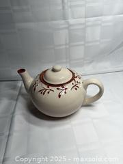 MaxSold Auction: Ceramic Teapot with Lid, Cream/Brown, Vine/Leaf Pattern, 24–32 oz - Toronto (Ontario, Canada) SELLER MANAGED Estate Sale Online Auction - Esander Drive (STORAGE)