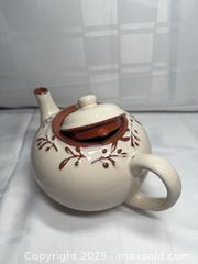 MaxSold Auction: Ceramic Teapot with Lid, Cream/Brown, Vine/Leaf Pattern, 24–32 oz - Toronto (Ontario, Canada) SELLER MANAGED Estate Sale Online Auction - Esander Drive (STORAGE)