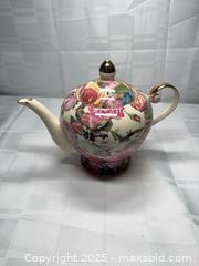 MaxSold Auction: Royal Elfeda Floral Chintz Teapot with Lid, Gold Accents - Toronto (Ontario, Canada) SELLER MANAGED Estate Sale Online Auction - Esander Drive (STORAGE)