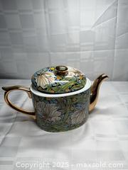 MaxSold Auction: William Morris Pumpernel Teapot with Lid, Ceramic/Porcelain, Floral - Toronto (Ontario, Canada) SELLER MANAGED Estate Sale Online Auction - Esander Drive (STORAGE)
