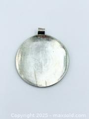 MaxSold Auction: Silver Pendant 23g - Esquimalt (British Columbia, Canada) SELLER MANAGED Estate Sale Online Auction -  Lampson Street