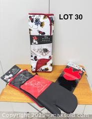 MaxSold Auction: Minnie Mouse Kitchen Accessories Lot - Scarborough (Ontario, Canada) SELLER MANAGED Downsizing Online Auction - Kingston Road (STORAGE)