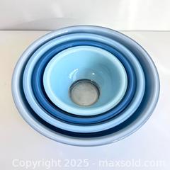 MaxSold Auction: Vintage Pyrex 'Moody Blues' Nesting Bowl Set - Scarborough (Ontario, Canada) SELLER MANAGED Downsizing Online Auction - Kingston Road (STORAGE)