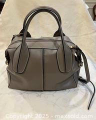 MaxSold Auction: Tod's DI-Styling Leather Handbag. - Mississauga (Ontario, Canada) SELLER MANAGED Estate Sale Online Auction - Greenbower Court