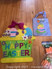 MaxSold Auction: Small box Easter decor  - Trent Hills (Ontario, Canada)  PARTNER MANAGED Estate Sale Online Auction -  Trent River Road