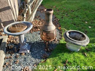 MaxSold Auction: Garden Decor - Lot 1 of 2 - Saanich (British Columbia, Canada) SHORT NOTICE SELLER MANAGED Estate Sale Online Auction - Shelbourne Street