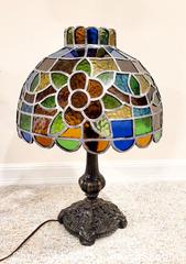 MaxSold Auction: Tiffany Style Lamp - Ottawa (Ontario, Canada) SELLER MANAGED Downsizing Online Auction - Barrie Avenue