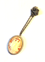 MaxSold Auction: Vintage Large Cameo Locket Pendant &#38; Chain Necklace - Ottawa (Ontario, Canada) SELLER MANAGED Downsizing Online Auction - Barrie Avenue