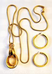 MaxSold Auction: Vintage MONET Gold Jewelry in Persian Box - Ottawa (Ontario, Canada) SELLER MANAGED Downsizing Online Auction - Barrie Avenue