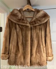 MaxSold Auction: Ladies Fur Jacket - Likely Mink - Ottawa (Ontario, Canada) PARTNER MANAGED Estate Sale Online Auction - Grant Carman Drive (CONDO)
