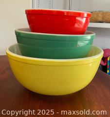 MaxSold Auction: Pyrex, Vintage 3 piece nesting Mixing Bowl Set, Opal Glass, Mid Century Modern. - Toronto (Ontario, Canada) SELLER MANAGED Downsizing Online Auction - Shaw Street