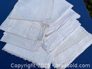MaxSold Auction: Vintage Linen Damask Tablecloth(Huge) and 8 linen Towels (larger Towels than ones in lot 102) - Toronto (Ontario, Canada) SELLER MANAGED Downsizing Online Auction - Shaw Street