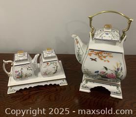 MaxSold Auction: Birds and Flowers of the Orient - Toronto (Ontario, Canada) SELLER MANAGED Moving Online Auction - Ridley Boulevard (CONDO)