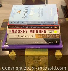 MaxSold Auction: Book Lot - Toronto (Ontario, Canada) SELLER MANAGED Moving Online Auction - Ridley Boulevard (CONDO)