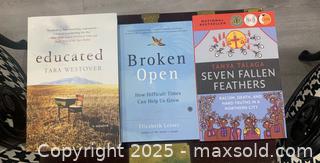 MaxSold Auction: Book Lot - Toronto (Ontario, Canada) SELLER MANAGED Moving Online Auction - Ridley Boulevard (CONDO)