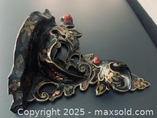 MaxSold Auction: Chinese Wall Sconce - Toronto (Ontario, Canada) SELLER MANAGED Moving Online Auction - Ridley Boulevard (CONDO)