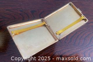 MaxSold Auction: Cigs Case #1 - Toronto (Ontario, Canada) SELLER MANAGED Moving Online Auction - Ridley Boulevard (CONDO)