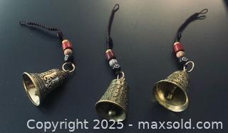 MaxSold Auction: Feng Shui Bells - Toronto (Ontario, Canada) SELLER MANAGED Moving Online Auction - Ridley Boulevard (CONDO)