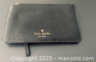 MaxSold Auction: Kate Spade Wristlet - Toronto (Ontario, Canada) SELLER MANAGED Moving Online Auction - Ridley Boulevard (CONDO)