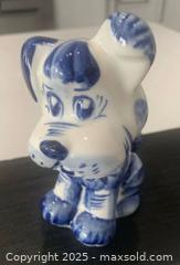 MaxSold Auction: Porcelain Figurine - Toronto (Ontario, Canada) SELLER MANAGED Moving Online Auction - Ridley Boulevard (CONDO)