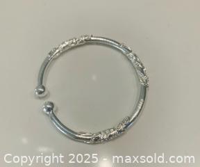 MaxSold Auction: Sterling Silver Bracelet #32 - Toronto (Ontario, Canada) SELLER MANAGED Moving Online Auction - Ridley Boulevard (CONDO)