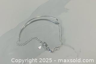 MaxSold Auction: Sterling Silver Bracelet #34 - Toronto (Ontario, Canada) SELLER MANAGED Moving Online Auction - Ridley Boulevard (CONDO)