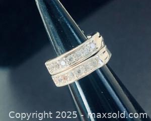 MaxSold Auction: Sterling Silver Earrings #10 - Toronto (Ontario, Canada) SELLER MANAGED Moving Online Auction - Ridley Boulevard (CONDO)