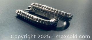 MaxSold Auction: Sterling Silver Earrings #7 - Toronto (Ontario, Canada) SELLER MANAGED Moving Online Auction - Ridley Boulevard (CONDO)