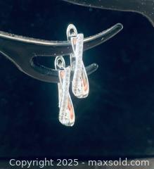 MaxSold Auction: Sterling Silver Earrings #8 - Toronto (Ontario, Canada) SELLER MANAGED Moving Online Auction - Ridley Boulevard (CONDO)